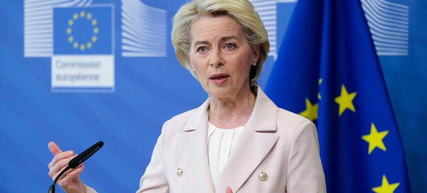 Porträtt på EU-kommissionens ordförande Ursula von der Leyen.