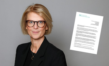 Finansminister Elisabeth Svantesson med inklippt bild på brevet.